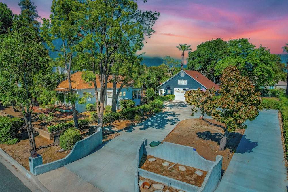 Rancho Cucamonga House | Rancho Relaxo Retreat: Modern Comfort in Cucamonga