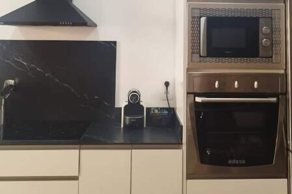 Patraix Apartment | Elegant ground floor in Valencian