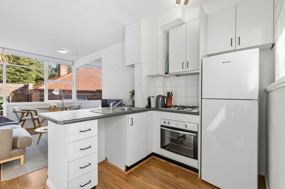 Bellevue Hill Apartment | Sunny 1BR cozy apartment in Bellevue Hill