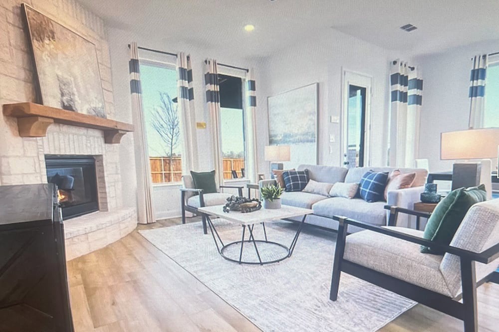 Royse City House | Cozy large furnished room in Royse City