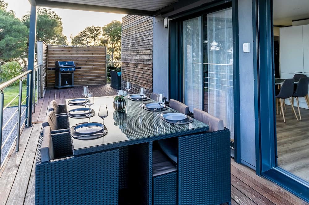 Homps House | Homerez - Modern house in Olonzac + Residential Park + Pool