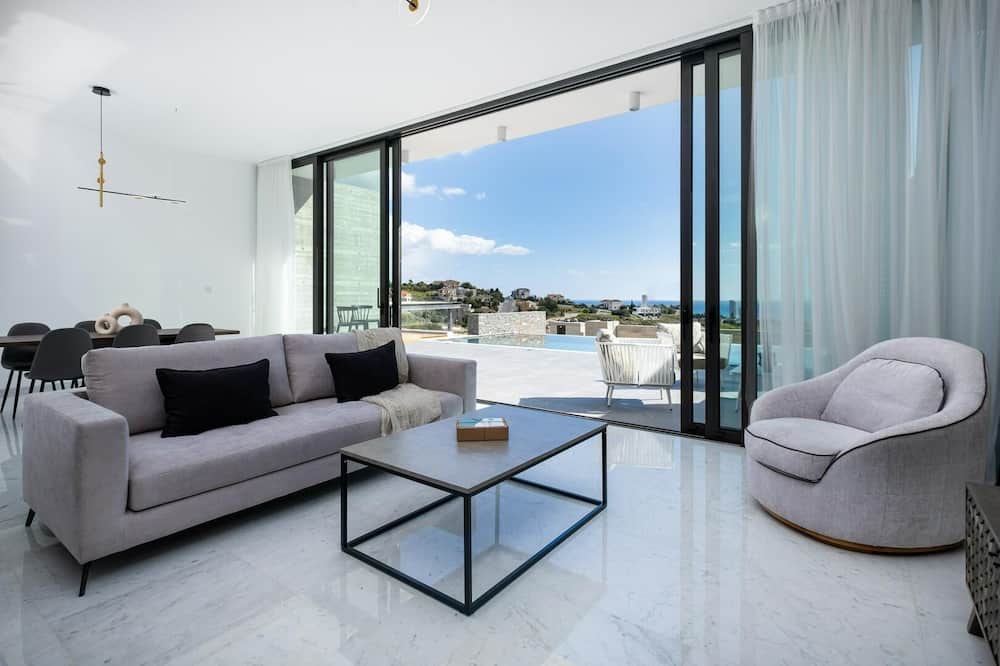 Germasogeia Apartment | Aurai Villa - Three Bedroom Apartment, Sleeps 6