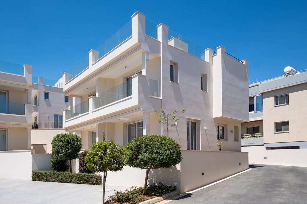 Agios Tychon Apartment | Vista Project 7.1 - Two Bedroom Apartment, Sleeps 4