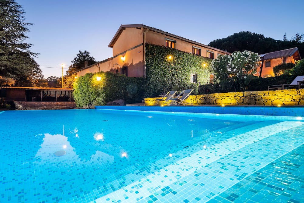 Pedara Villa | Beautiful private villa for 8 people with private pool, WIFI, TV and parking