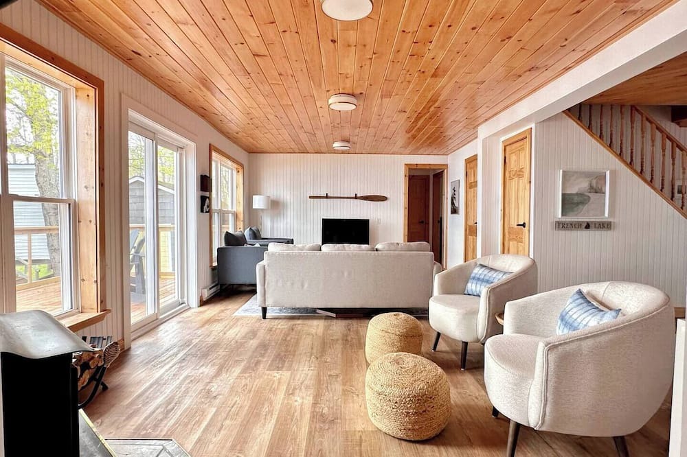 Sheffield House | Your perfect summer oasis awaits
