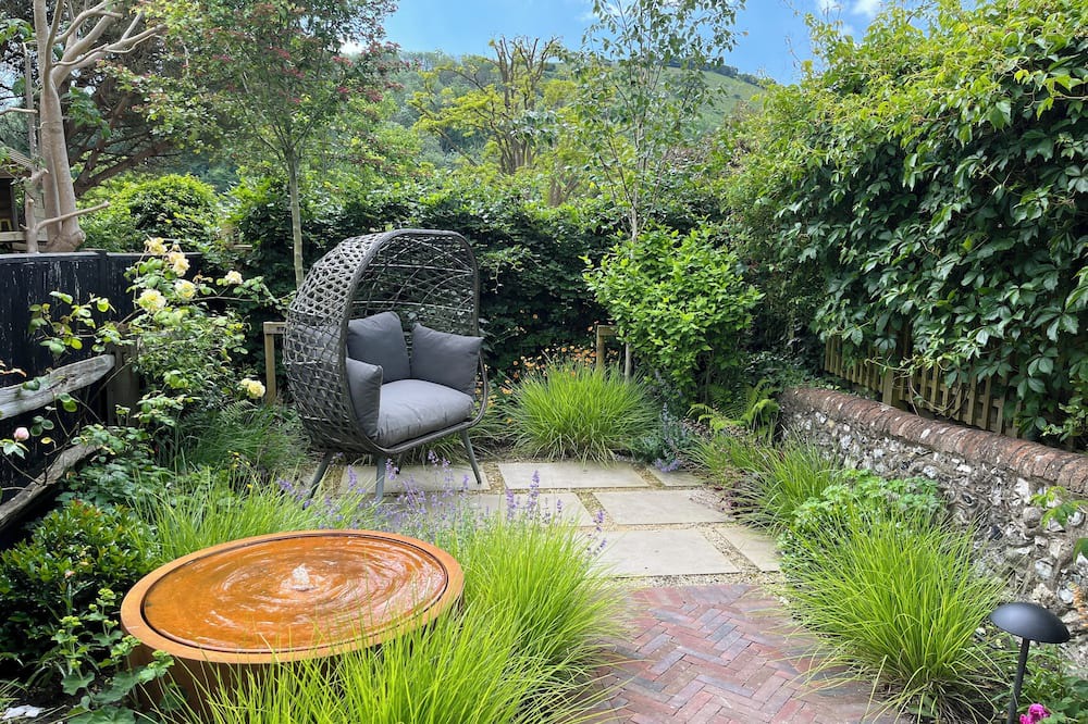 Clayton Cottage | Cosy cottage with 2 bedrooms, in the South Downs National Park