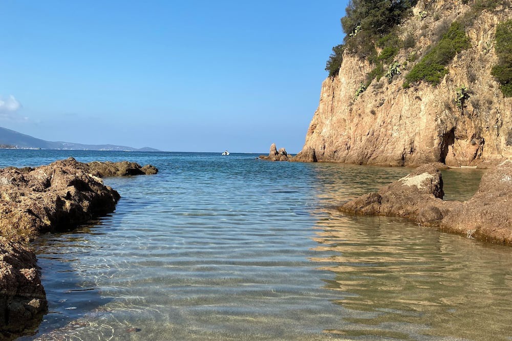 Viggianello House | Air-conditioned house ideal for two families, beach on foot.