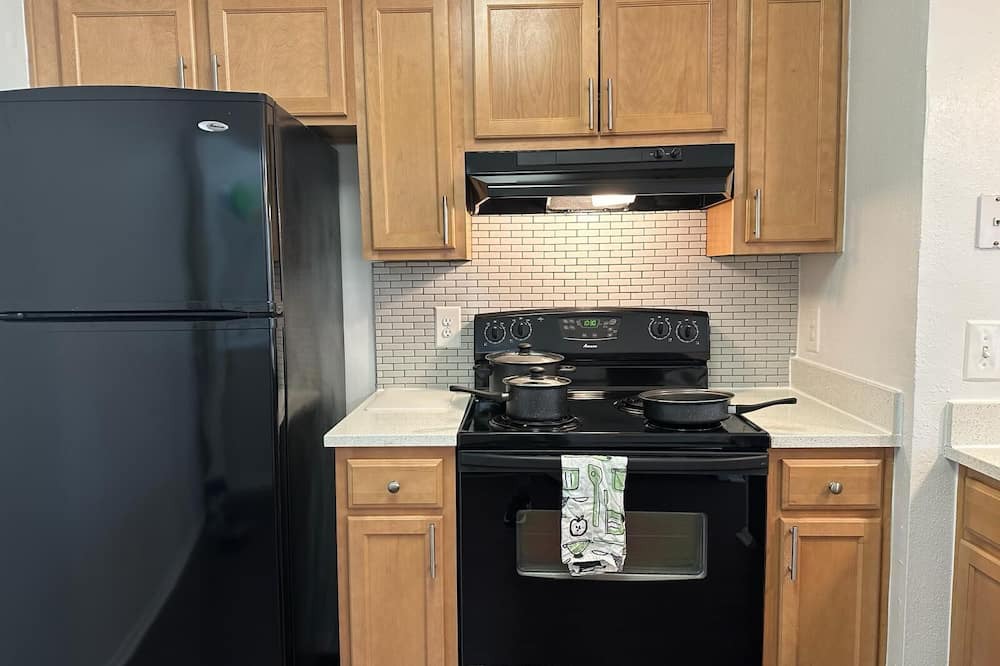 Gaithersburg Apartment | Cozy Home by Rio Lakefront