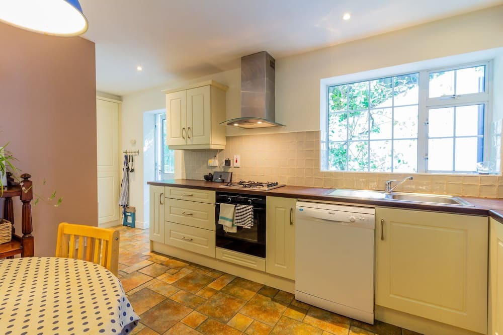 Dublin House | GuestReady - Charming House in East Wall