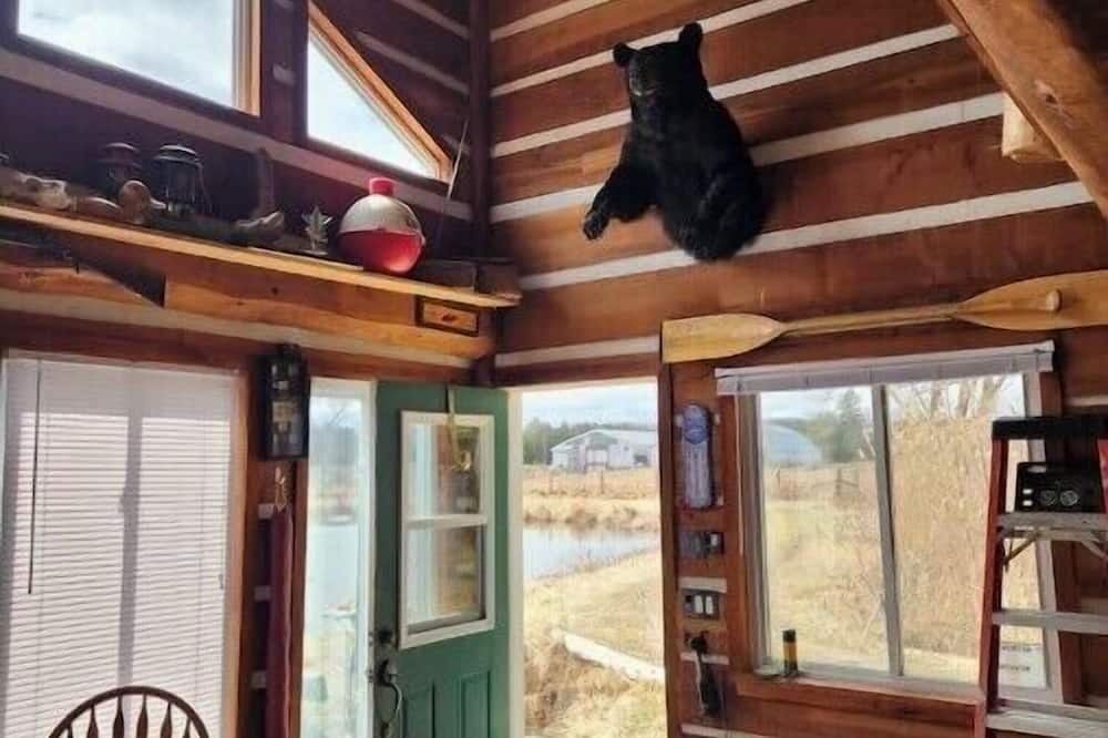 Clarington Cabin | The Dreamers Cabin at Dare2Dream Farm