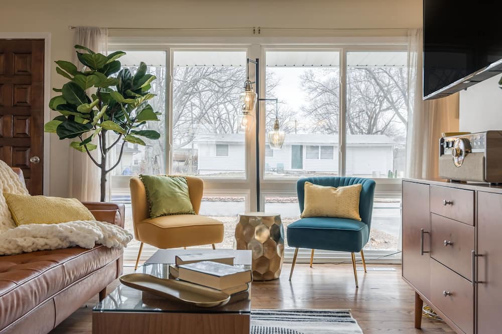 Waldron House | Restoration Retreat Corporate and Transitional; Pet Friendly!