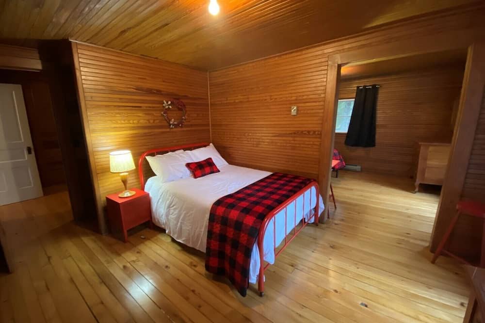 Inlet House | Birches - Main Lodge