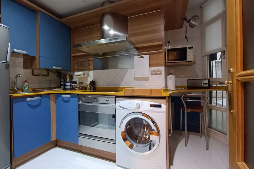 Logrono City Centre Apartment | Center: In the Cathedral Plaza Great Apartment, Steps From Everything!