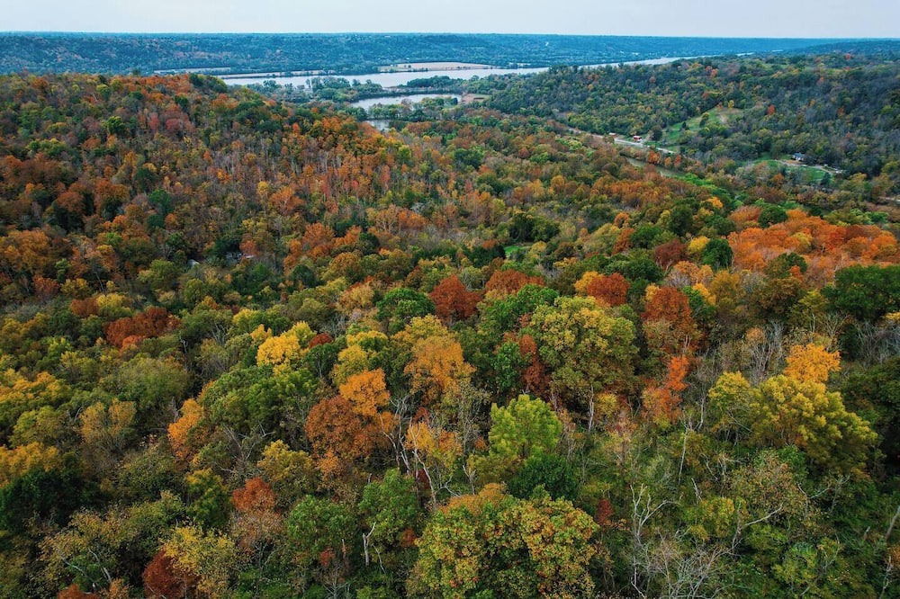 Decatur House | Big Run Hideaway with Hot Tub