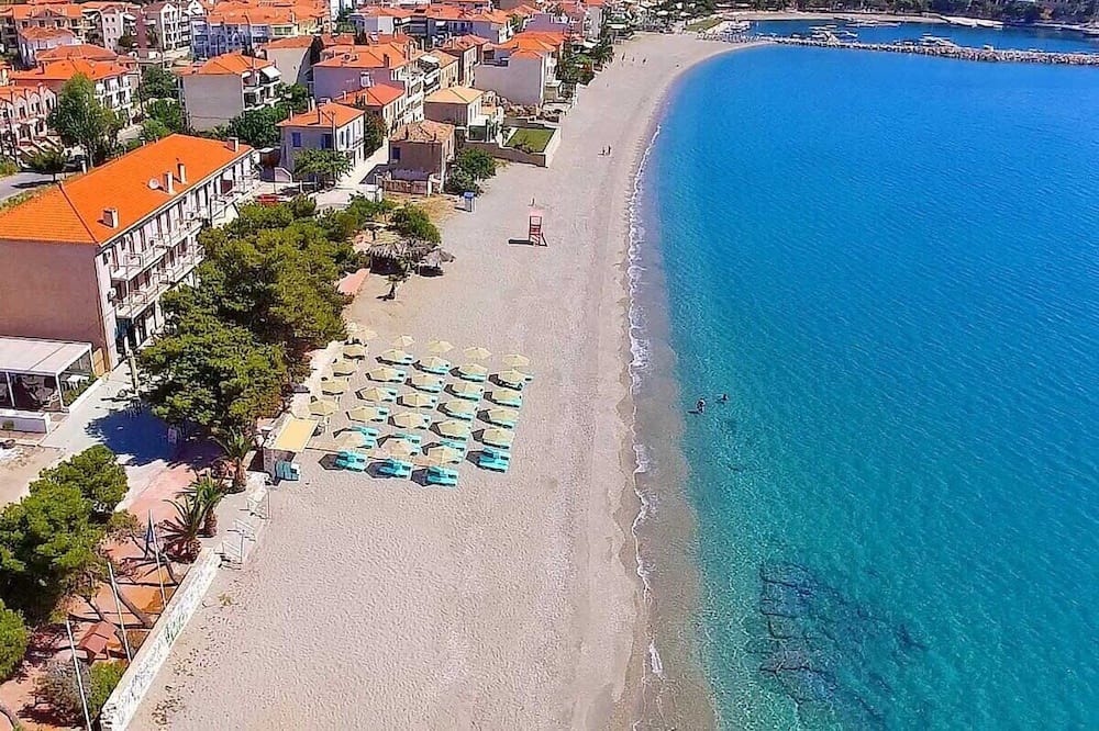 Paralio Astros House | Beachfront Astros Villa - Dukes Seaside Haven