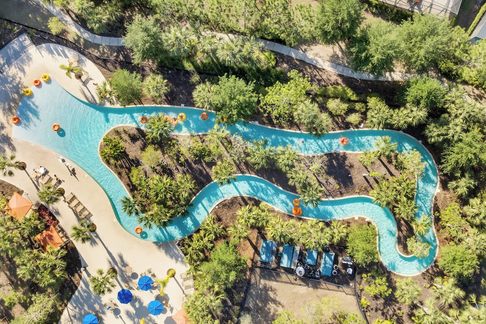 Briargrove Villa | Luxury House - WaterPark Access Private Pool and Jacuzzi