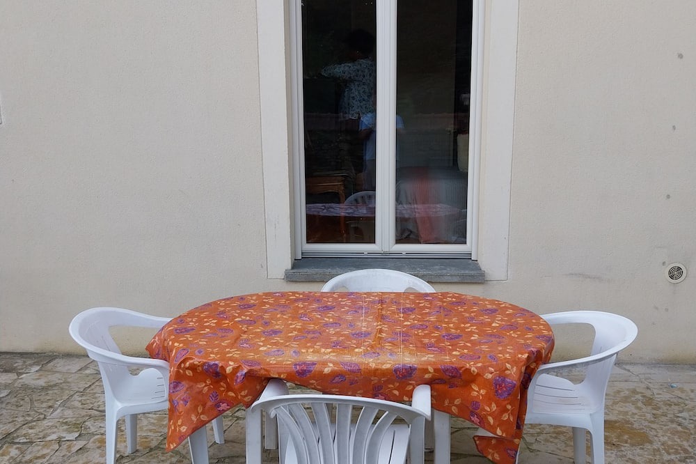 Plaisir House | Room for rent JO 2024 in Plaisir 78370 - 25 minutes from Paris & Saint Quentin Y