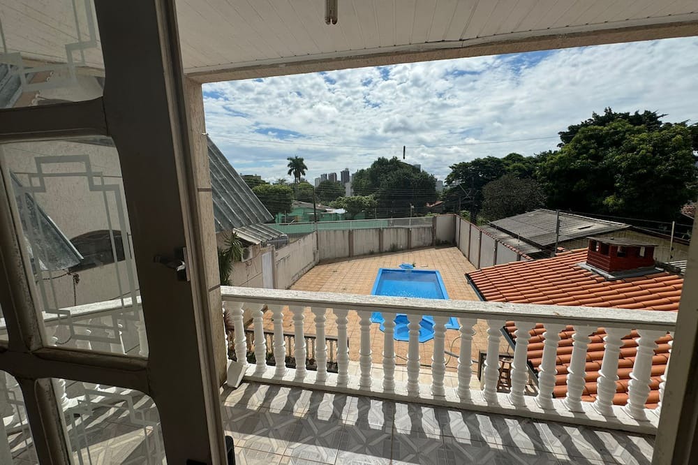 Vila Yolanda House | Castle