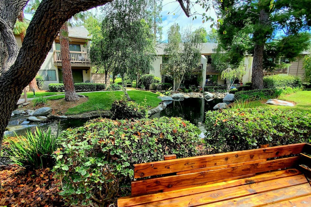 Aliso Viejo Condo | Charming Condo in Natural Oasis