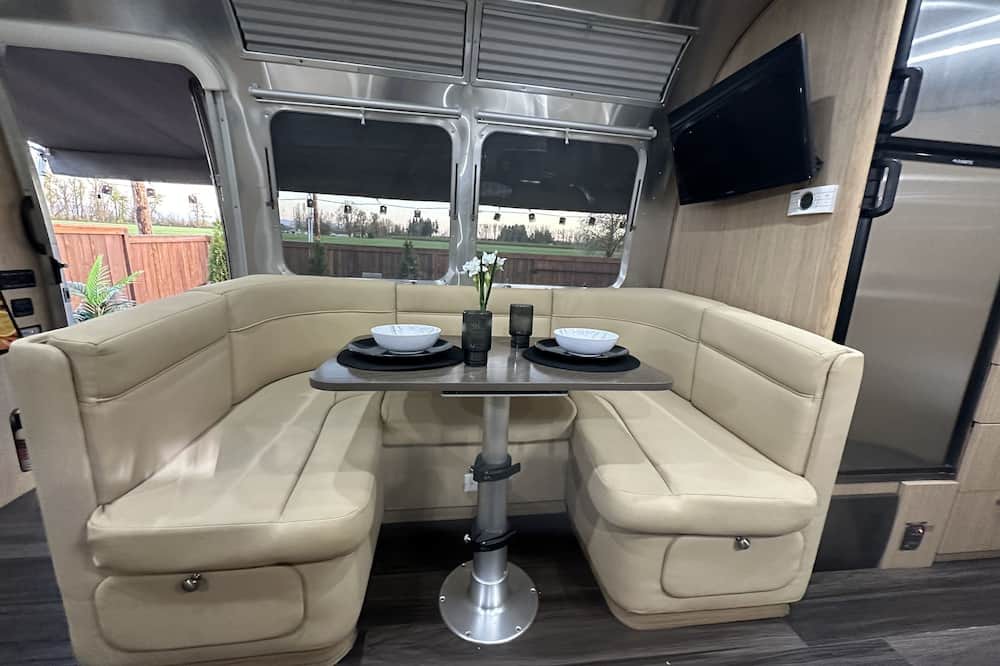 Tangent House | Airstream Oasis