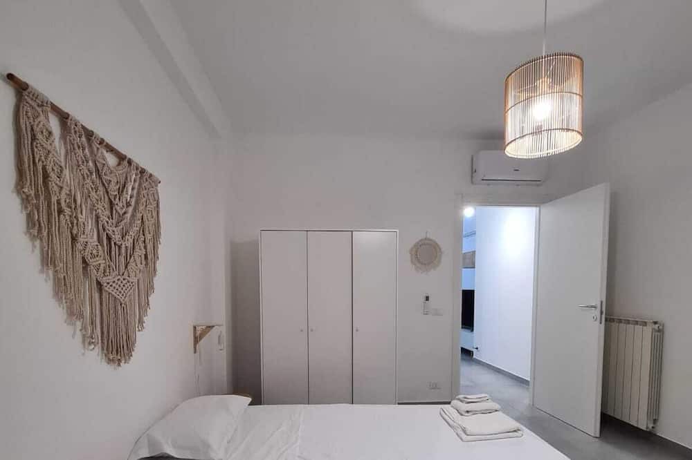 Satriano Apartment | Renovated in July 2023. A few minutes from the beach and the center of Soverato
