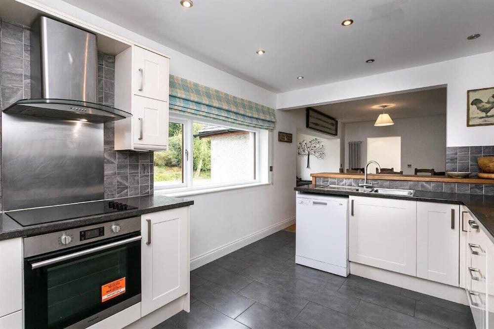 Winster House | Waterside Family Lake District Getaway