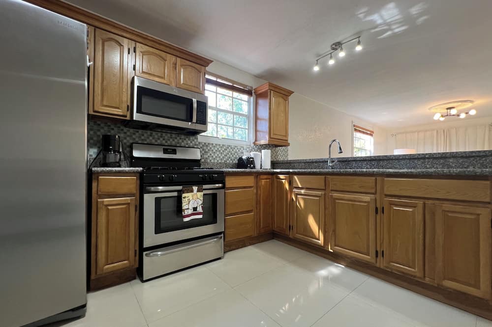 Overtown House | Urban Oasis near Downtown Miami