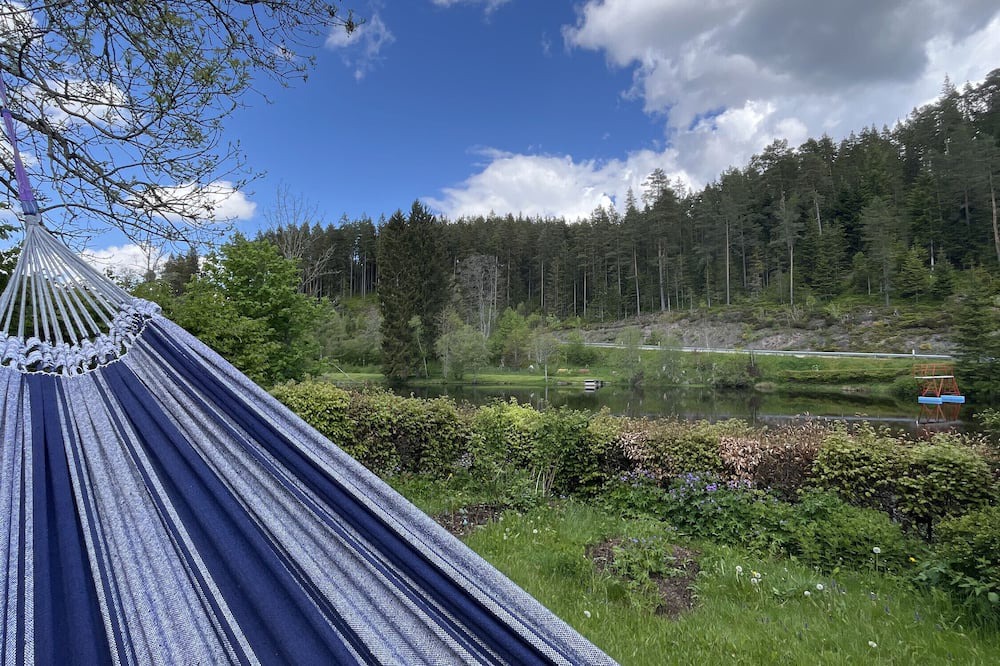 Friedenweiler Apartment | Apartment 'Obergeschoss' with Lake View, Shared Terrace and Wi-Fi