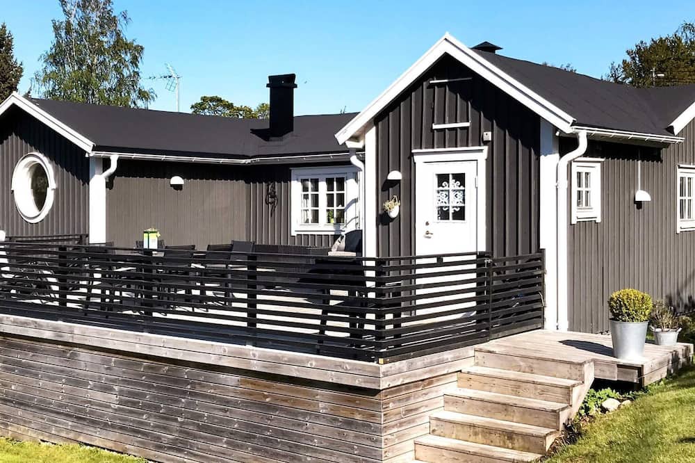 Holsljunga House | 4 star holiday home in HOLSLJUNGA