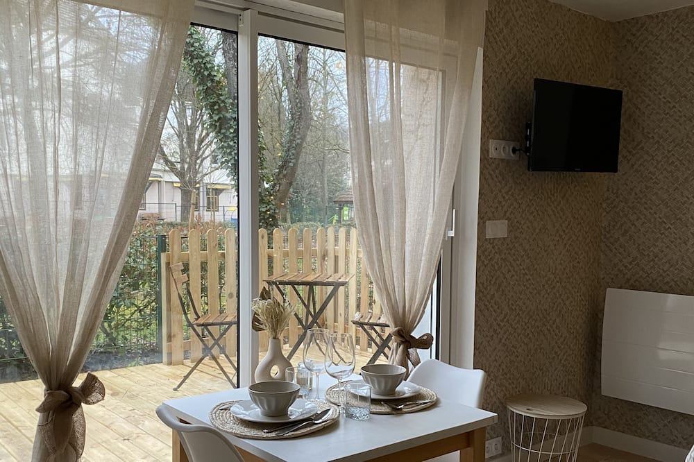 Parc-Chevreul Apartment | Vrbo Property