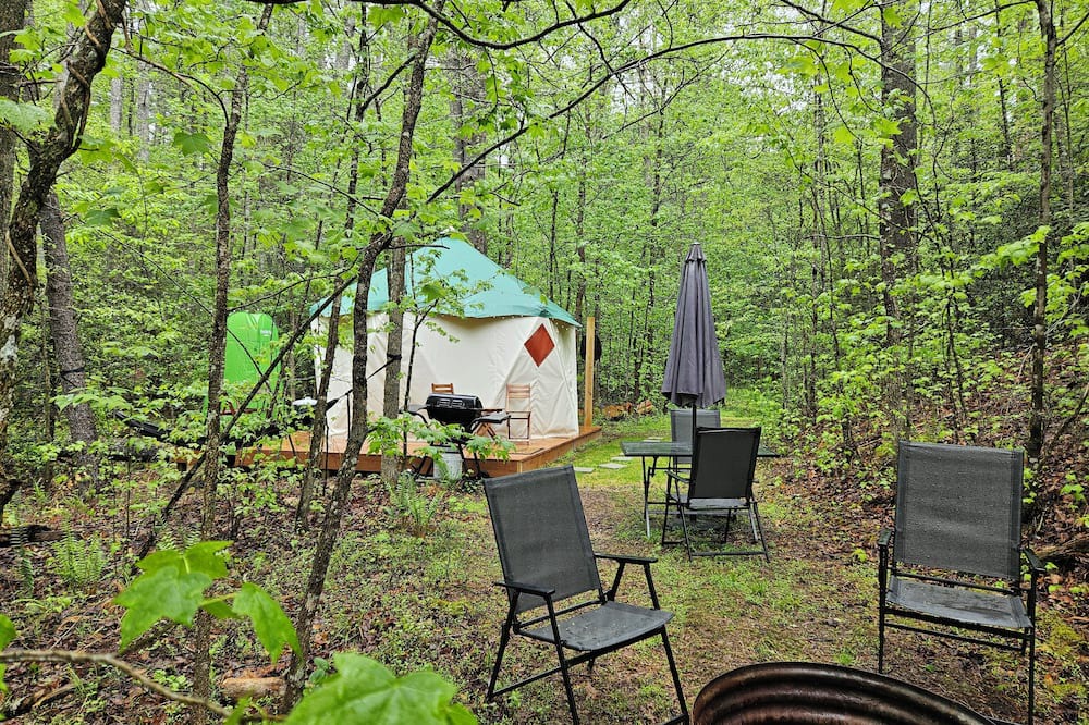 Morganton RV Rental | Yurt at Lake James and Fonta Flora hiking trail