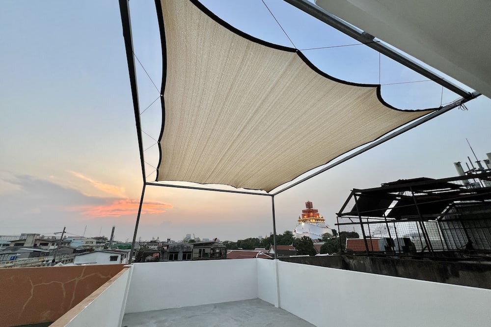 Pom Prap Sattru Phai House | Sabay Home