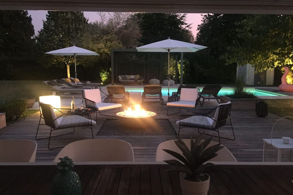 Feucherolles Villa | Jolie Villa Avec Piscine Juste à Côté des Sites Olympiques de Paris 2024