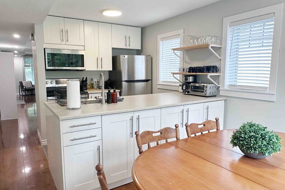 Fredericton Apartment | Downtown apartment with lots of charm