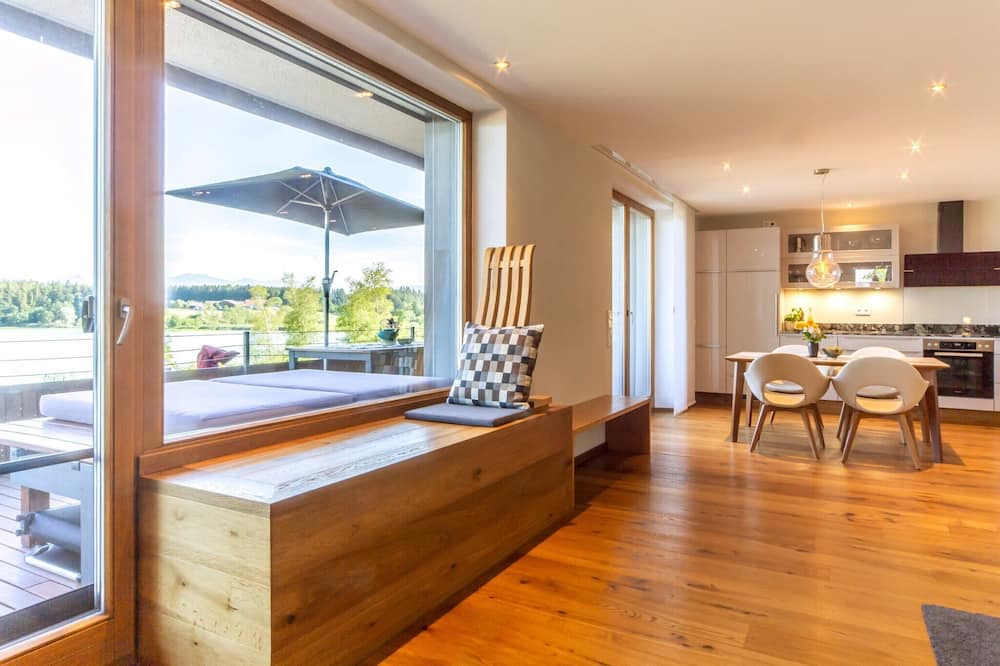 Pelham Apartment | Apartment "Seen-Sucht" with Lake View, Shared Garden & Wi-Fi