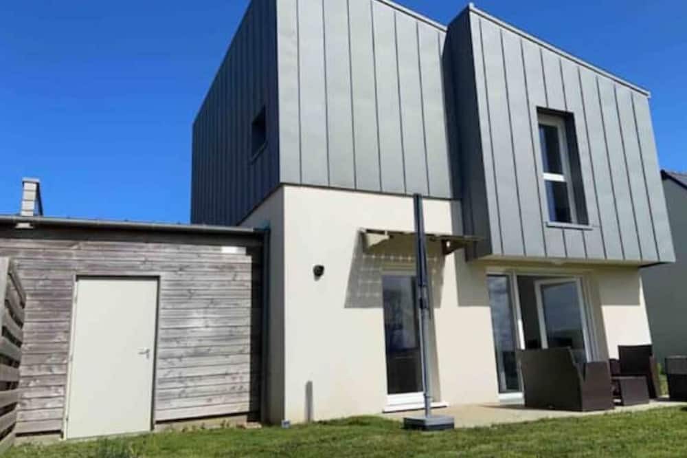 Lion-sur-Mer House | Maison 2018, 3 Chambres, 13min à Pied de la mer