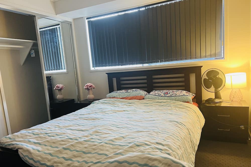 Pacific Pines House | Two bedrooms available in a Modern spacious home