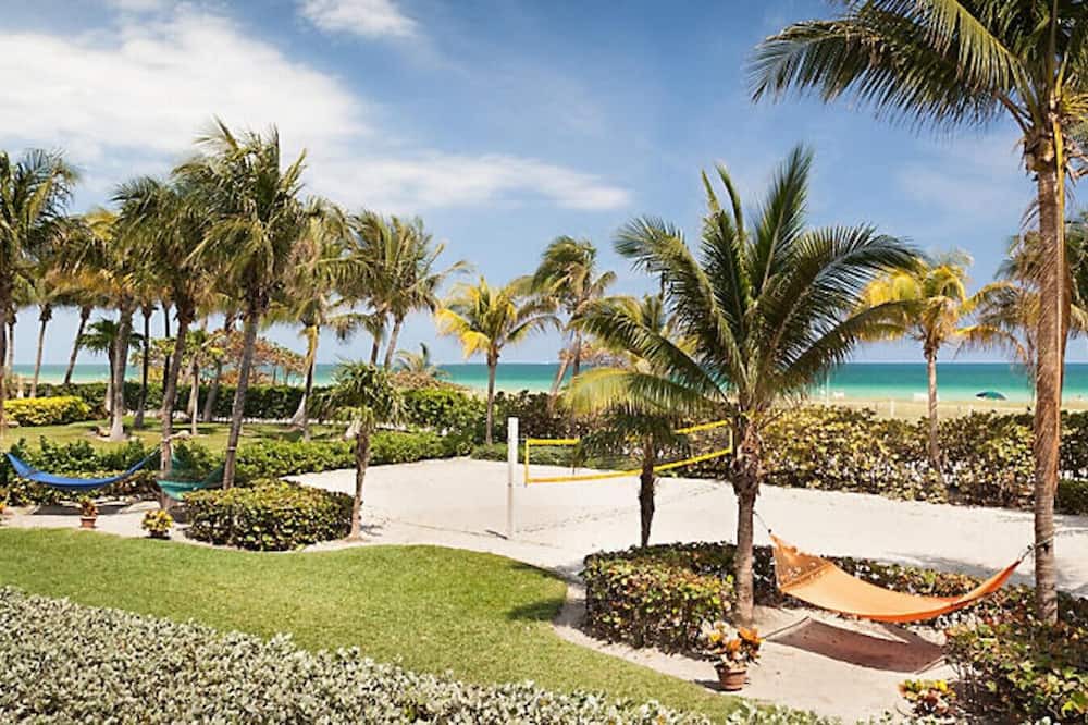 Surfside Villa | Solara Surfside - 1 BD/1 BTH - Beachfront Villa