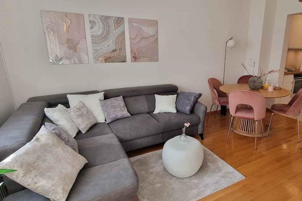 Zagreb Apartment | Take a break and unwind at this peaceful oasis.