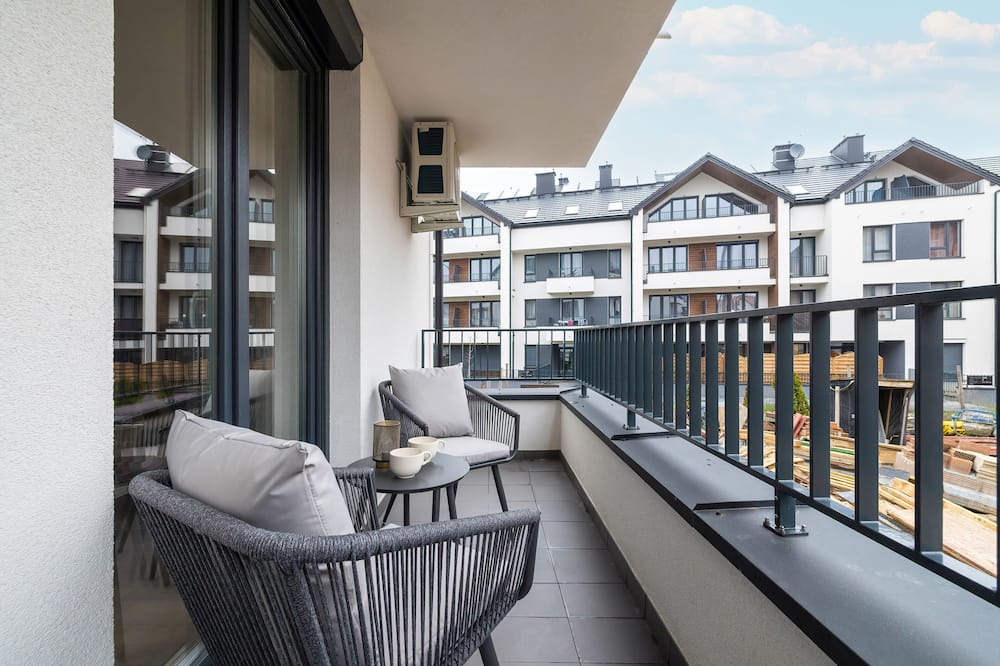 Biezanow - Prokocim Apartment | Apartment Wieliczka by Renters Prestige
