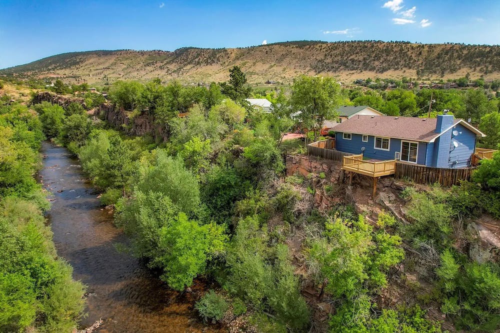 Lyons House | Saint Vrain Overlook