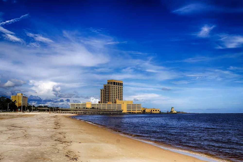 Biloxi Cottage | 1 bdr cottage house next to Beach I 30-Day I Discounted