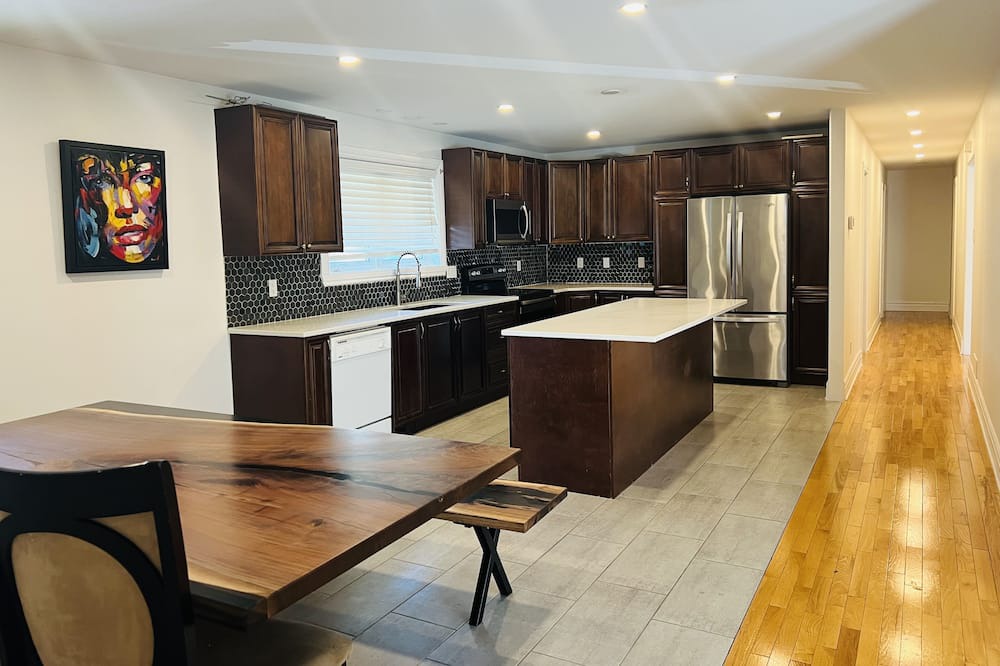 Westboro House | Gorgeous Place in Westboro