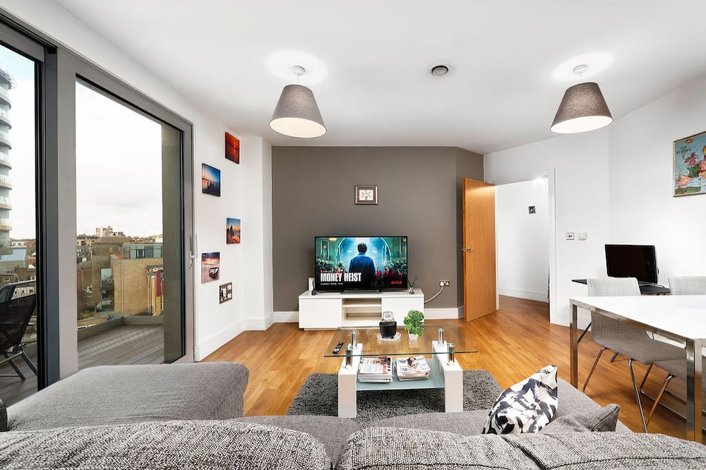 Islington Apartment | Cozy Modern 3 Bed 2 Bath Flat in East London . Family & Pet-freindly