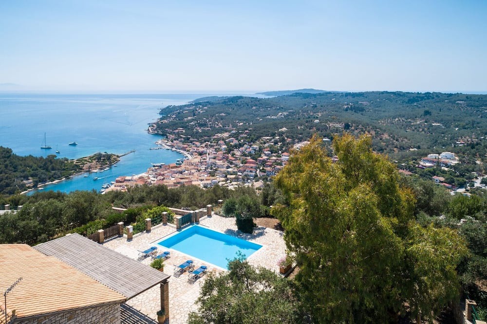 Mpogdanatika Villa | Charming Paxos Villa | 2 Bedrooms | Villa Raijin | Breathtaking Sea/Gaios Views and Private Pool | Loggos