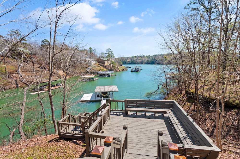 Houston House | Smith Lake Getaway - Tranquil property on quiet cove