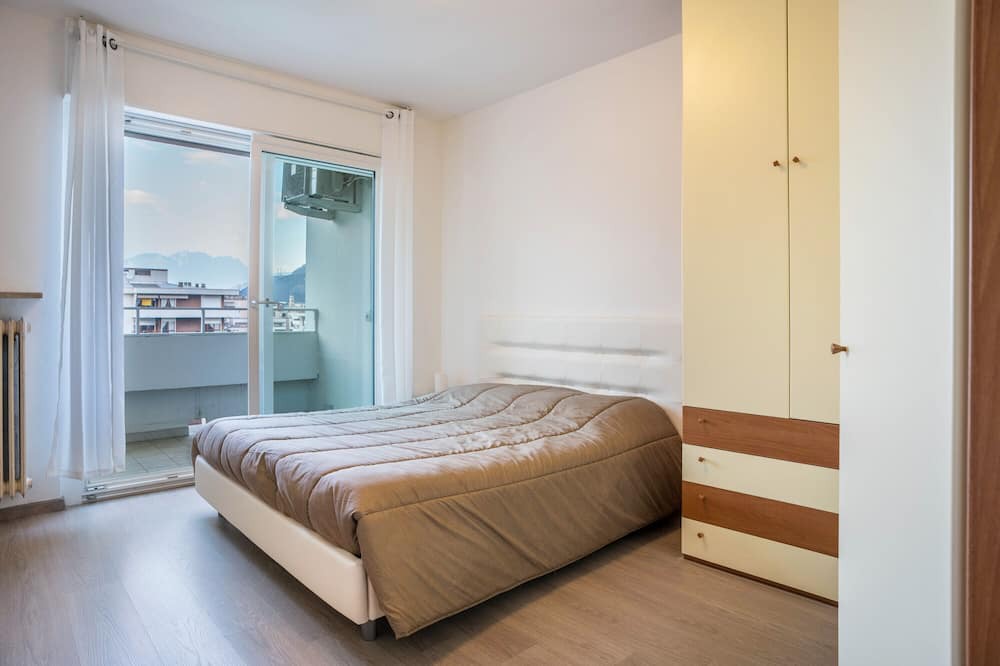 Vela Apartment | Apartment 'Appartamento Gardolo' with Mountain View, Balcony and Air Conditioning