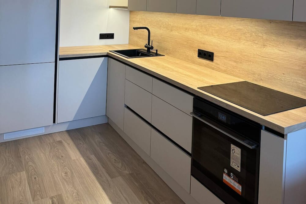 Riga Condo | Modern 4-Room compact flat with parking in Riga