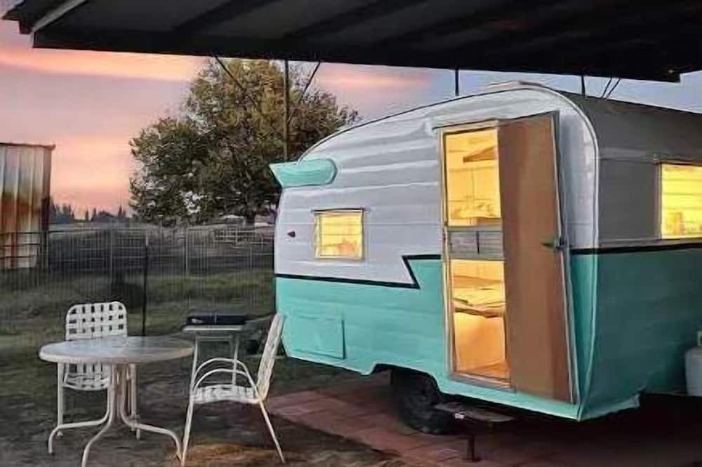 Sanger House | Wagon Wheel Ranch Cowboy Camper.