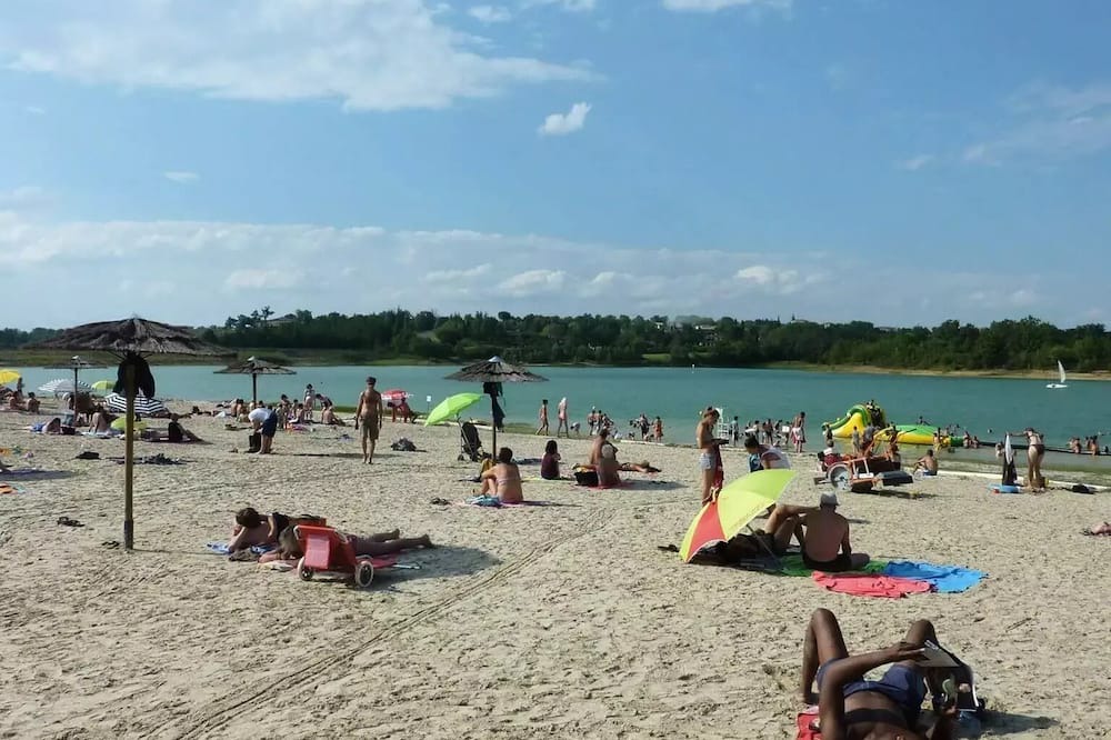 Saint-Cricq House | Camping Lac de Thoux* - Classic Pavilion 30m² - 3 Ad + 1 Child - for people with reduced mobility - air conditioning - TV 4 people